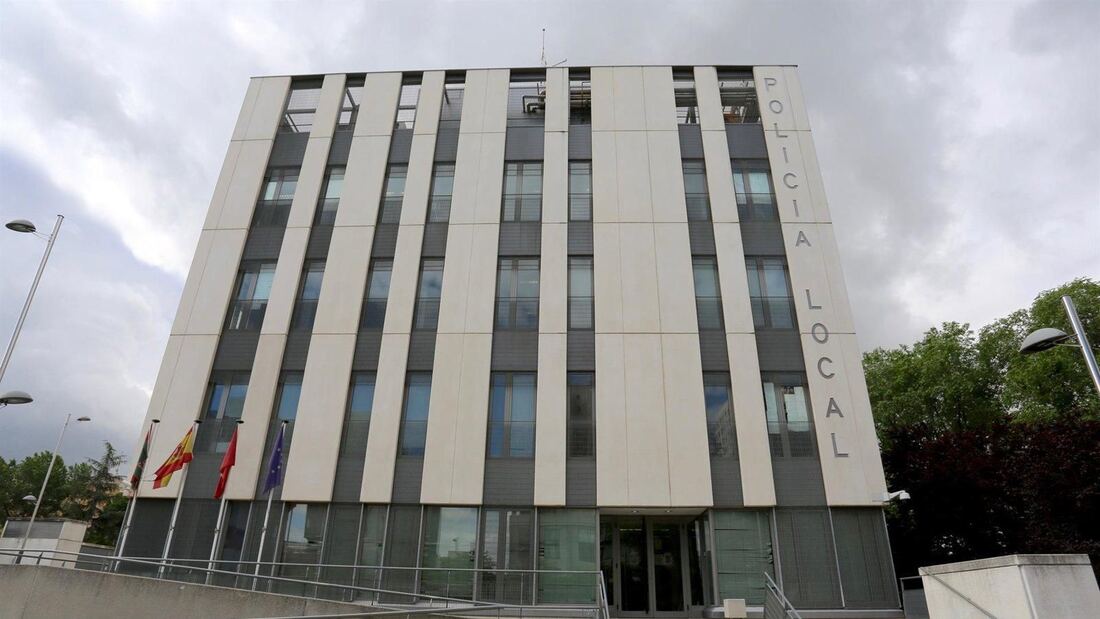 La Policía Local de Coslada detiene a dos personas por presuntos robos en el interior de vehículos