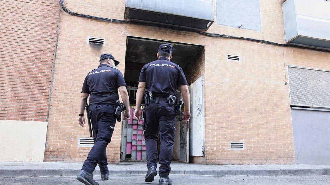 Detenido en Carabanchel un hombre que amenazó con explotar un edificio
