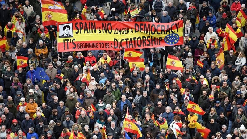 PP y Vox acudirán a la marcha contra Sánchez en Madrid
