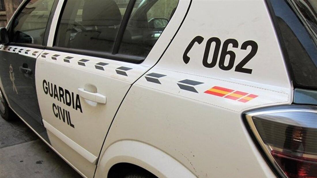 La Guardia Civil desmantela en Villa del Prado y Navas del Rey dos plantaciones de marihuana