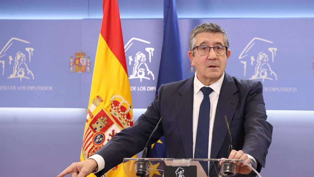 Patxi López defiende la presunción de inocencia de Zapatero en el caso Plus Ultra