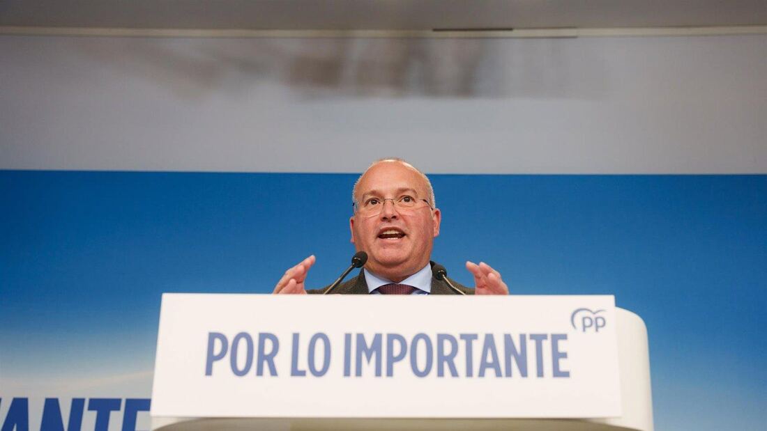 Tellado acusa al Gobierno de "ningunear" a Canarias por el MV Hondius