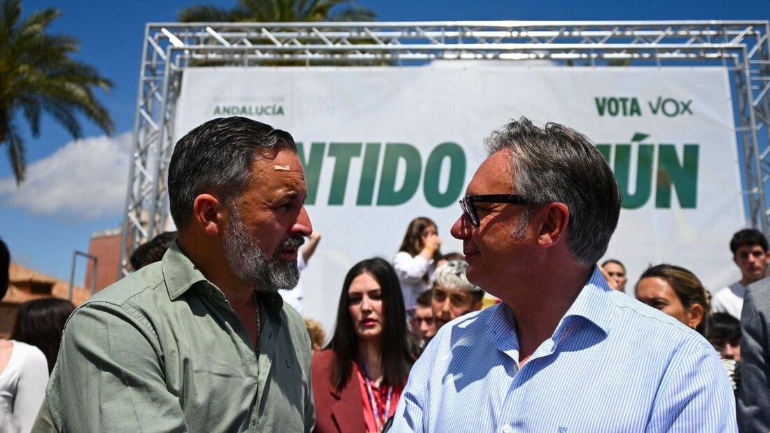 Gavira rechaza parar la campaña tras la muerte de dos guardias civiles: "Nos quieren callados"