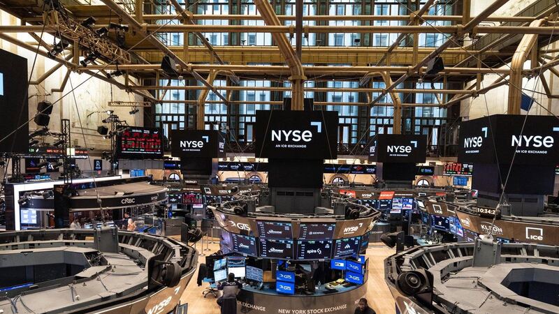 Apple y Microsoft caen en Bolsa tras subir precios 