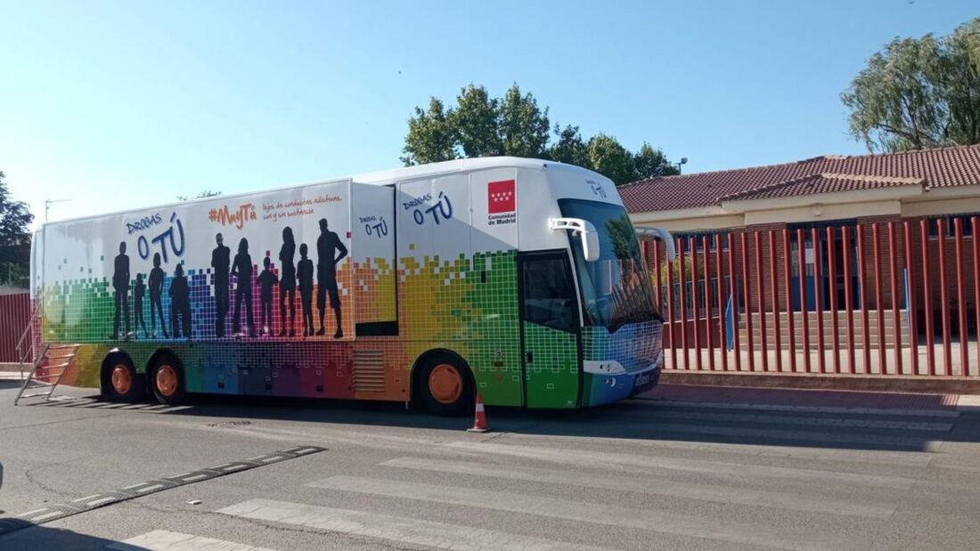 El autobús 'Drogas o Tú' recorrerá 25 municipios de la región este verano