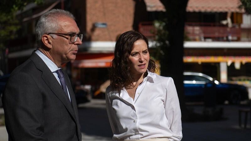 Ayuso reprocha a Vox su discurso sobre inmigración y defiende un Madrid plural