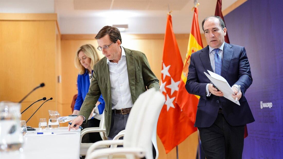 Carabante dice que Enma López representa "los valores de cercanía a la corrupción" del sanchismo