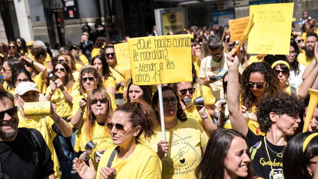 Veinte mil firmas apoyan la huelga de escuelas infantiles