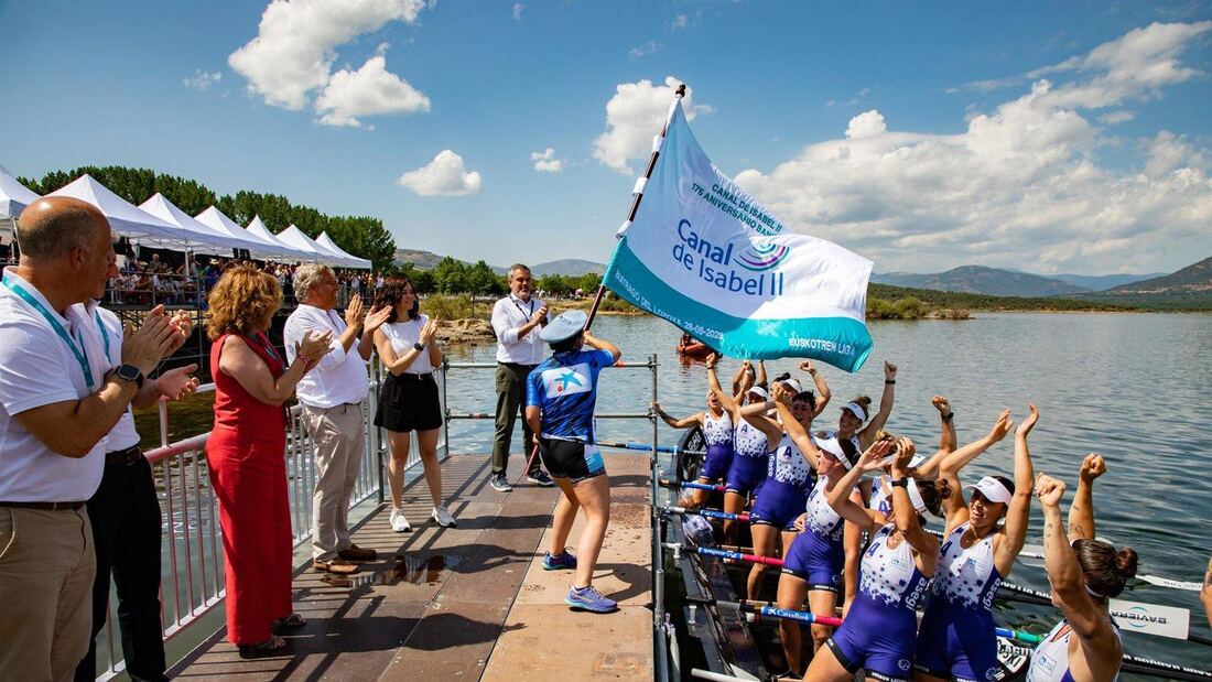 La Liga de Traineras debuta en Madrid con 450 deportistas en Buitrago del Lozoya
