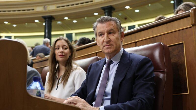 El 'caso Leire' eleva al máximo la tensión entre Sánchez y Feijóo en el Congreso