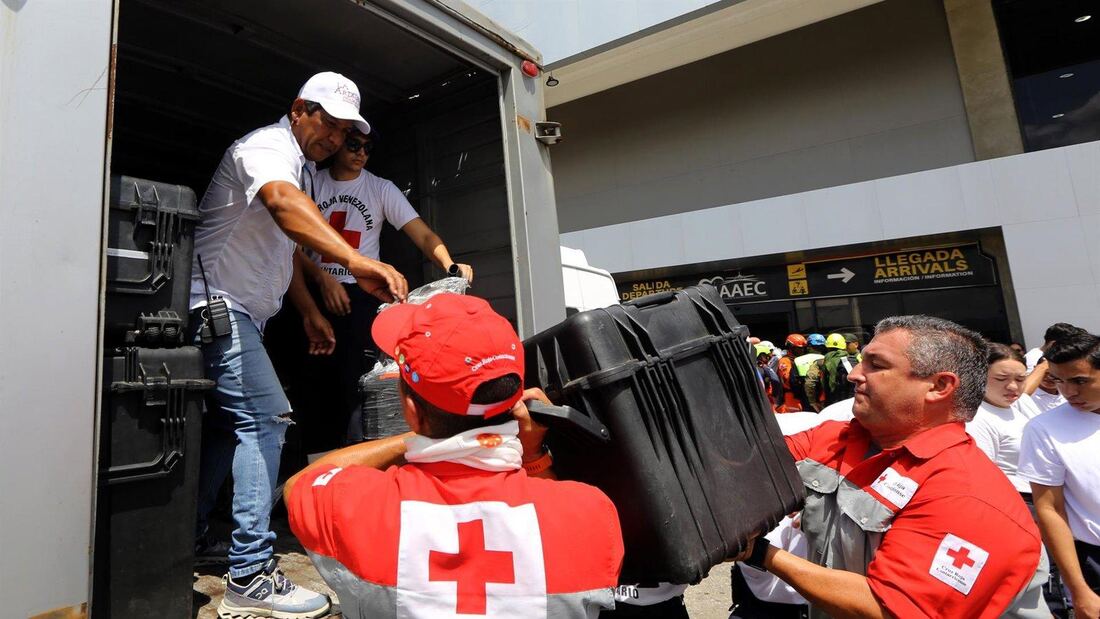 Albares confirma 9 muertos y 152 desaparecidos españoles en Venezuela este domingo