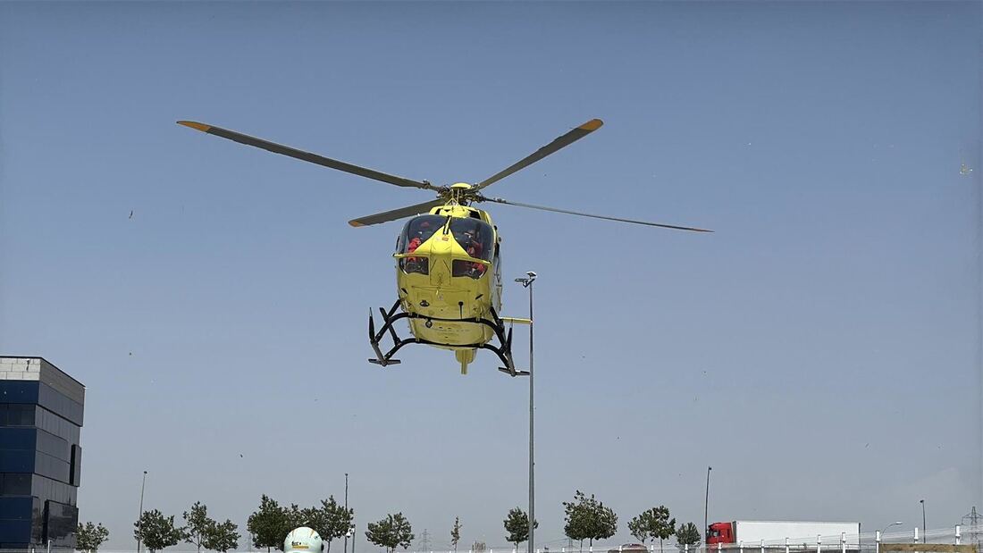 Un motorista de 35 años, en estado muy grave tras salirse de la M-50 en Getafe