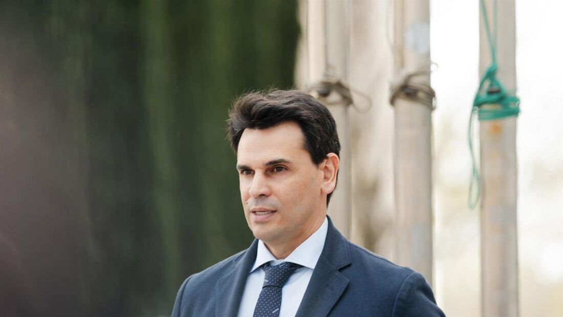 El juez autoriza a la UCO a rastrear las cuentas de González Amador