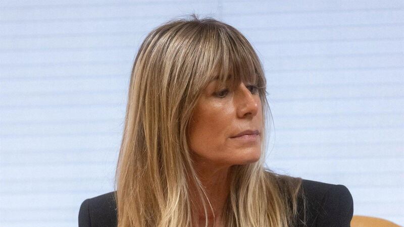 Peinado cita a Begoña Gómez para la audiencia previa al posible juicio con jurado