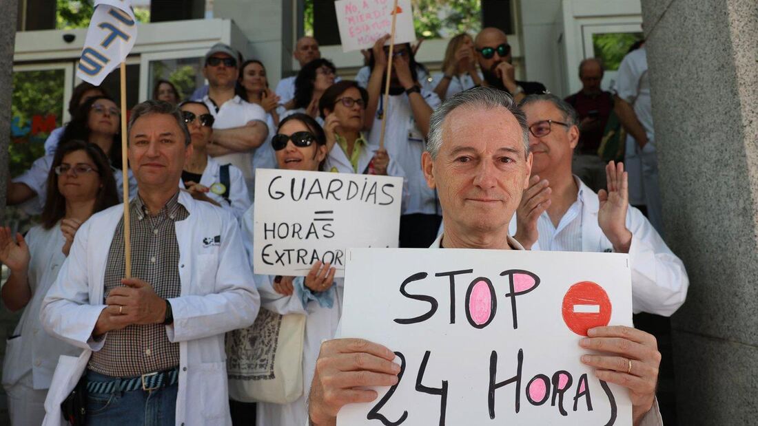 Los médicos madrileños amenazan con una huelga indefinida en septiembre