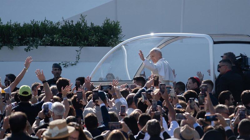 El Papa pide convertir la religiosidad española en una "escuela de fe"