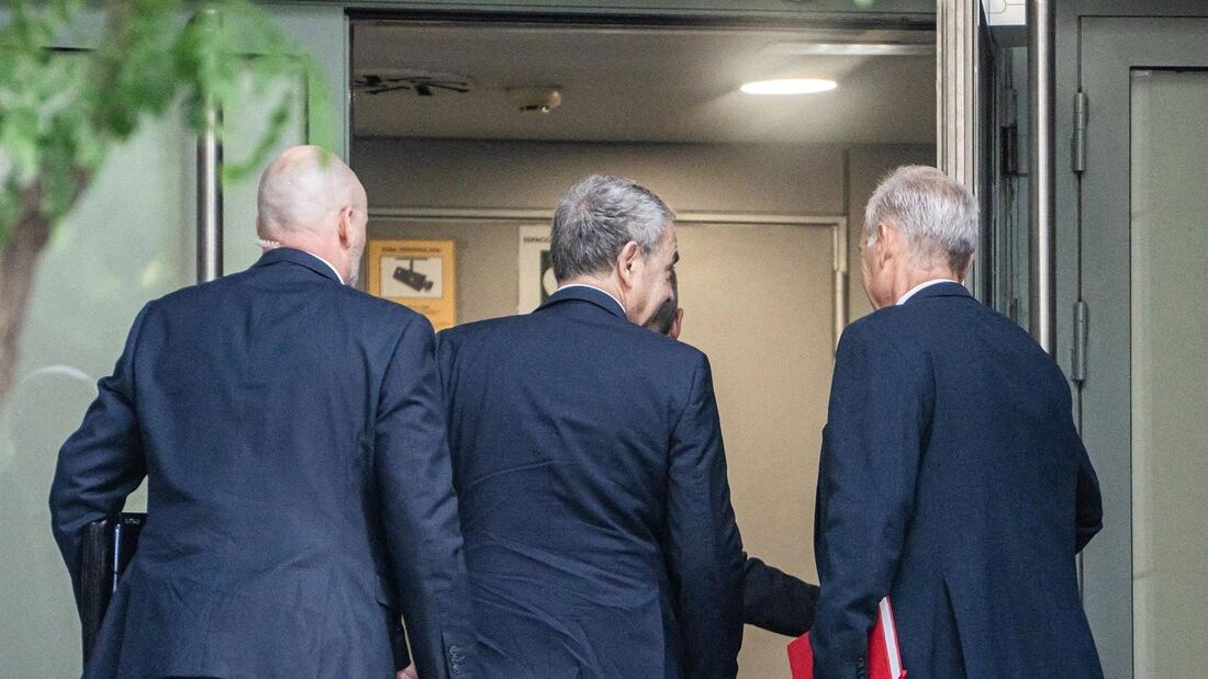 La UDEF intervino mensajes en los que Zapatero pedía hablar con el presidente de Bolivia