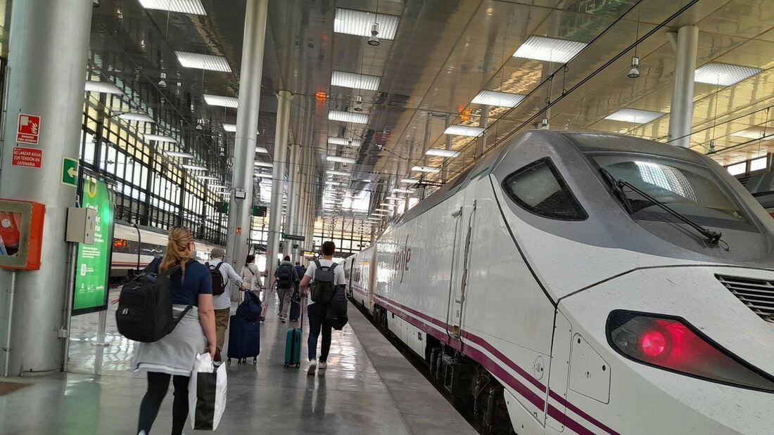 Renfe pone a la venta los billetes de Verano Joven
