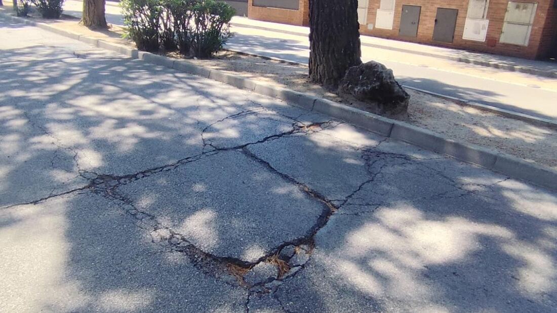 El PSOE pide asfaltar la Avenida de la Dehesa en Torrelodones