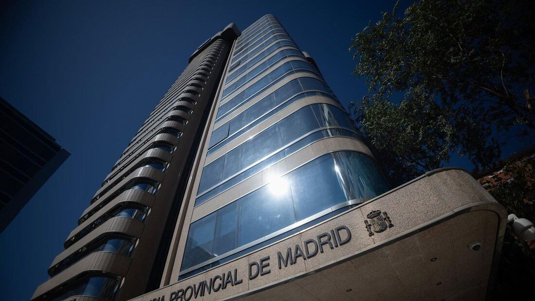 La Audiencia Provincial absuelve a Arroyo y ocho acusados por préstamos hipotecarios