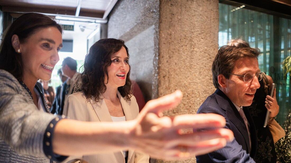 Ayuso descarta medidas contra el alcalde de Móstoles