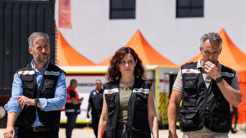 La presidenta Ayuso cifra en 27.000 hectáreas las arrasadas y en 100 las viviendas destruidas