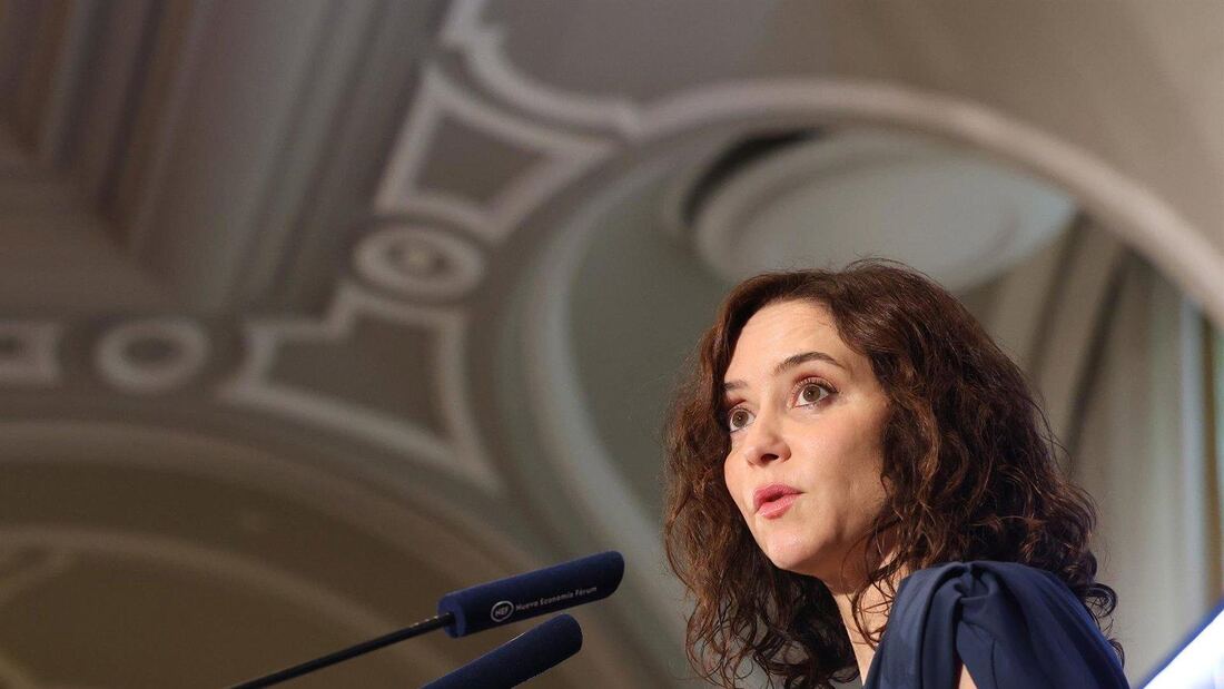 Díaz Ayuso respalda a Núñez Feijóo en sus críticas sobre absentismo laboral