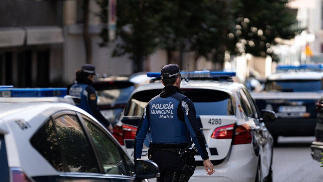 La Policía desmantela dos puntos de venta de droga en Puente de Vallecas y detiene a cuatro personas