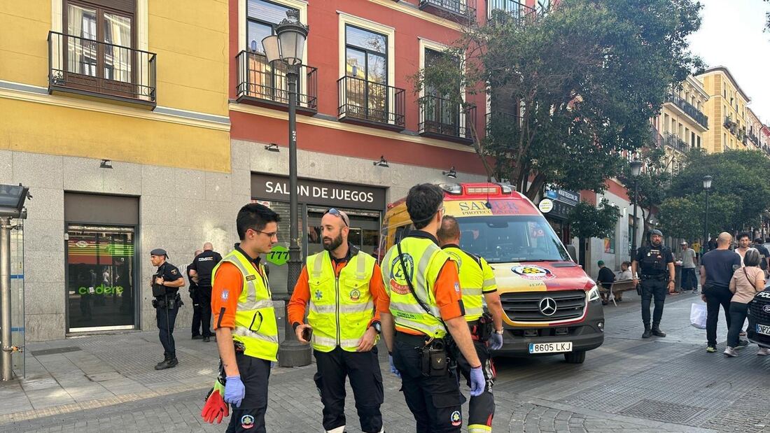 Un hombre es apuñalado en el barrio de Lavapiés y resulta herido grave