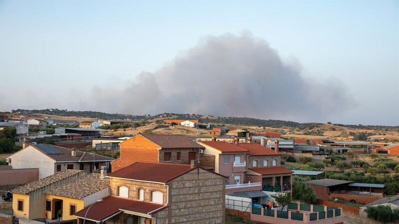 Estabilizan el incendio forestal entre Toledo y Madrid