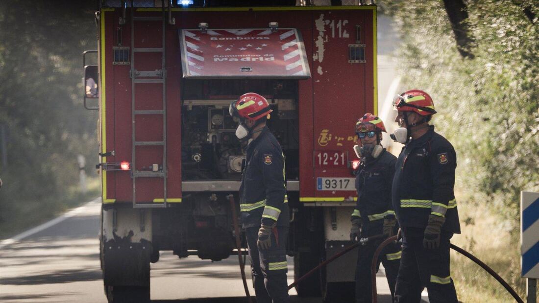 La Comunidad de Madrid rebaja a nivel 1 el incendio de Lozoyuela y desactiva la UME