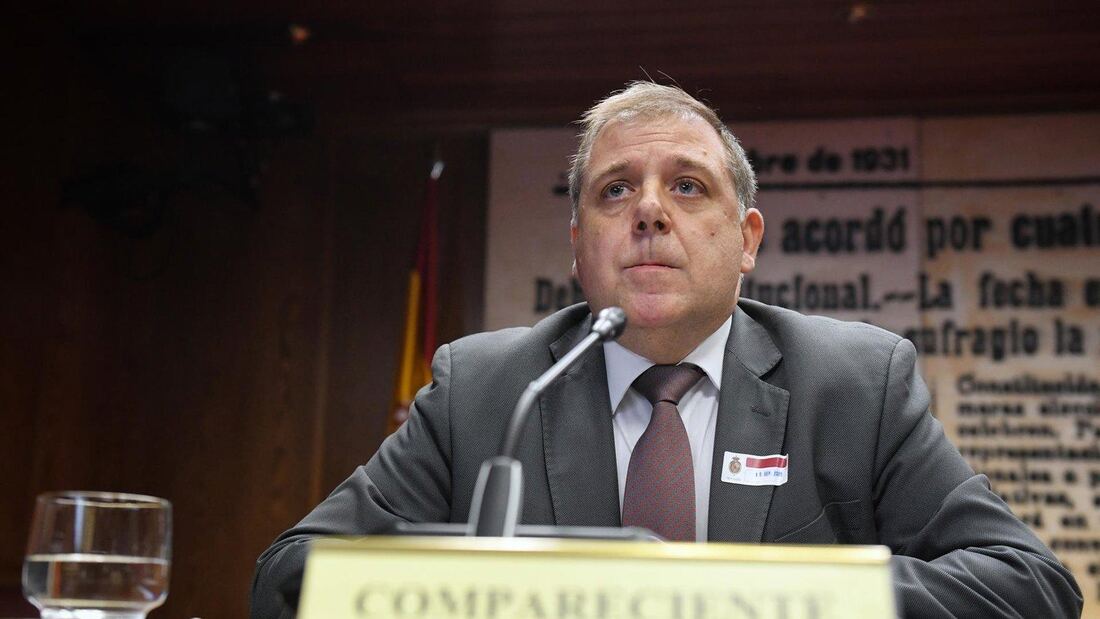 El juez pospone la citación del exjefe de gabinete de Sánchez