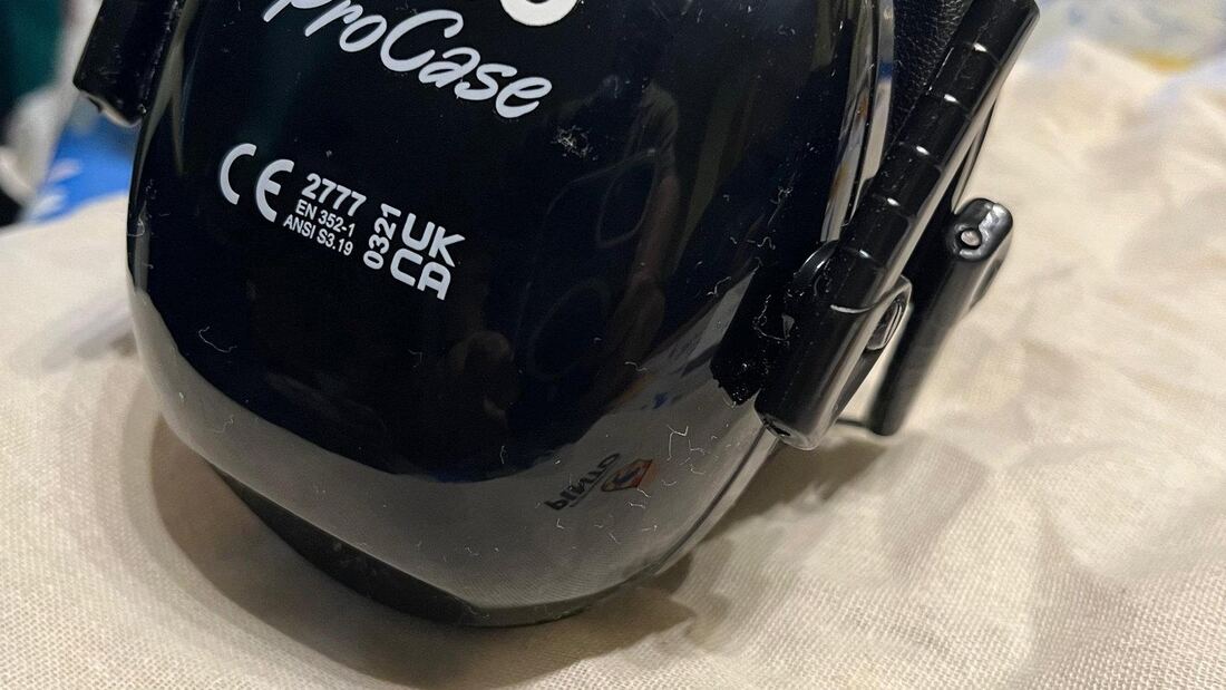 Pinto entrega cascos antirruido para disfrutar de las fiestas