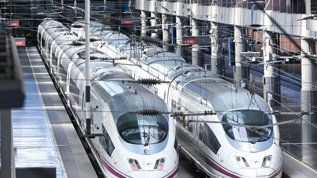 Renfe oferta 1,2 millones de asientos para la operación salida de agosto