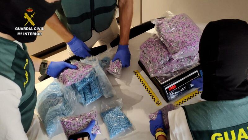 España incauta 370 toneladas de drogas en 2025