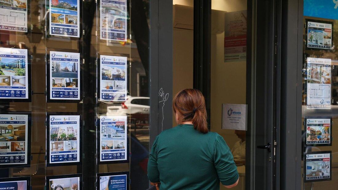 La compraventa de viviendas rompe con cinco meses de descensos y registra su mejor junio en 19 años