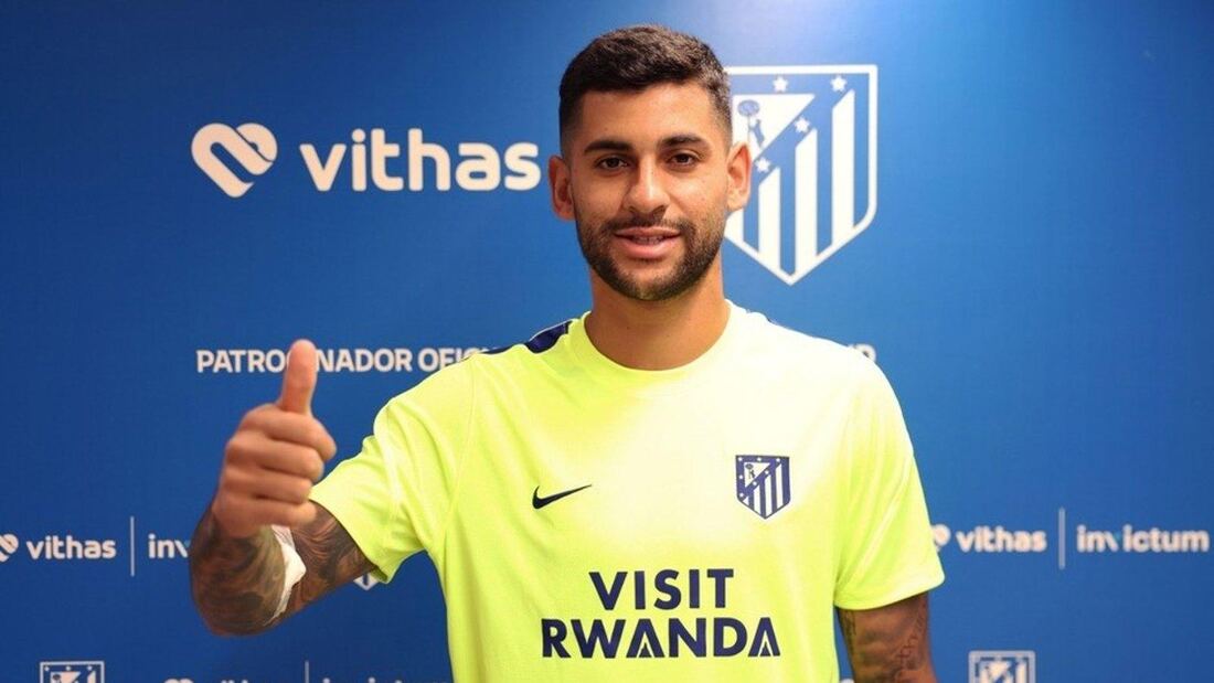 El Atlético ficha al defensa argentino Cuti Romero por cinco temporadas