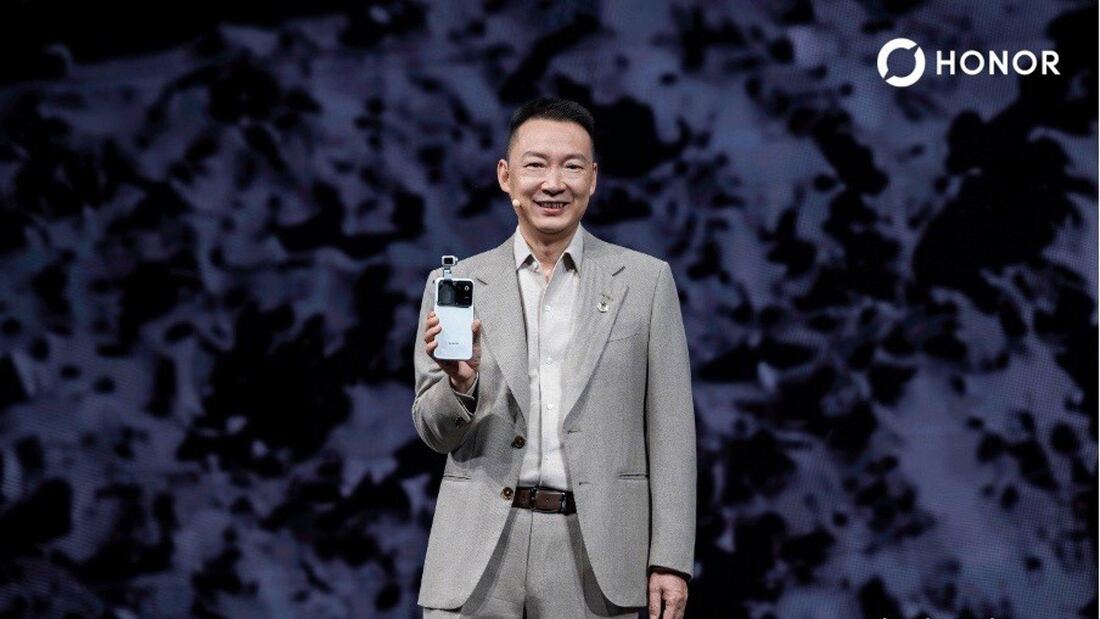 Honor presenta el Robot Phone con un brazo de cámara motorizado
