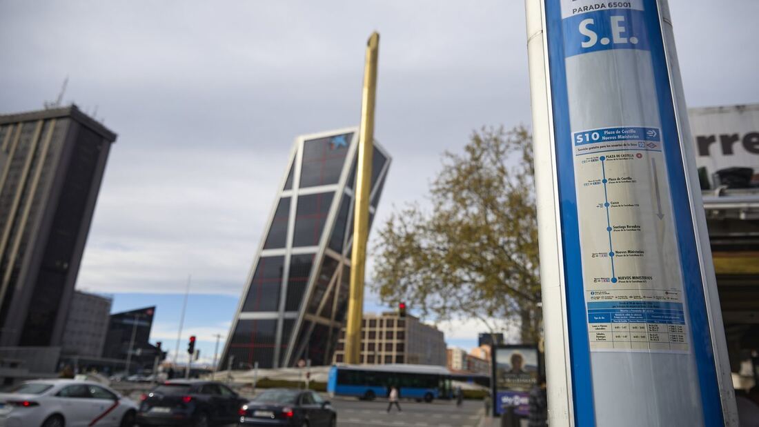 La Línea 10 de Metro retoma el servicio entre Plaza Castilla y Cuzco