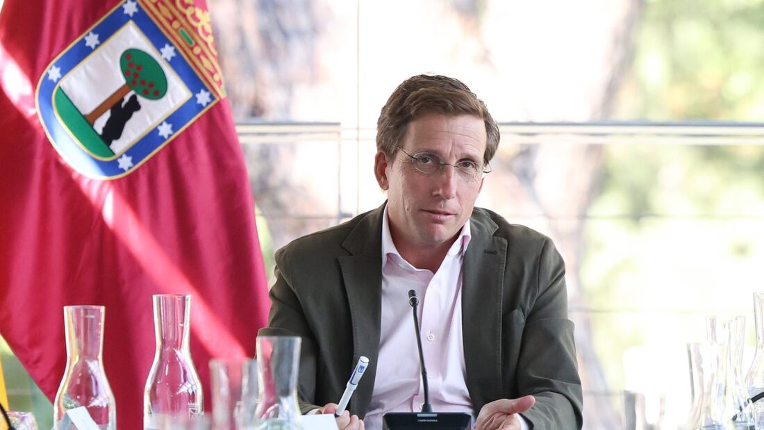 Almeida acusa a Sánchez de cronificar la crisis de Ceuta
