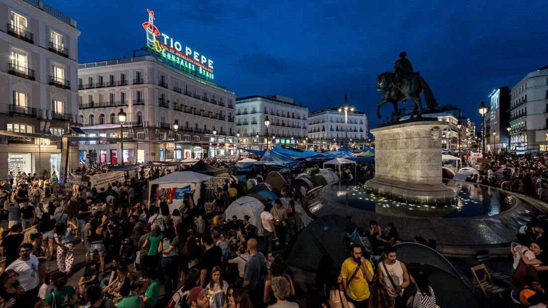 Almeida advierte de medidas si la acampada continúa en Sol