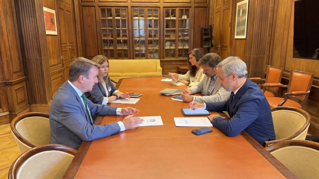 El Ayuntamiento de Tres Cantos lleva al Congreso sus críticas al decreto que afecta a los centros de datos