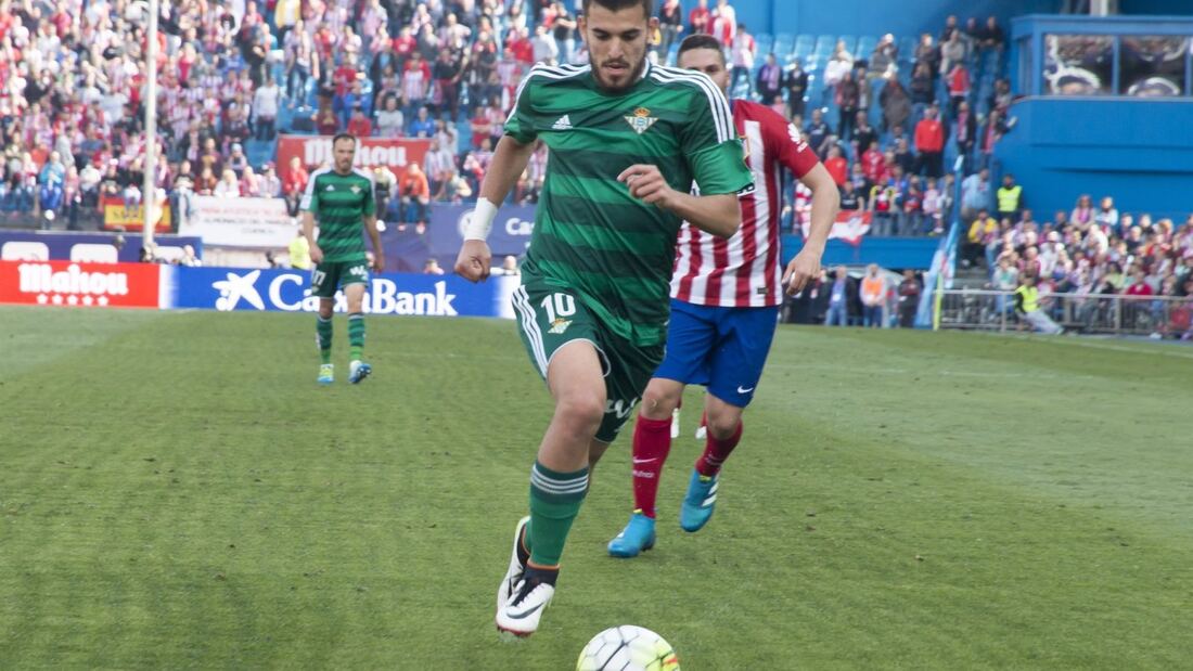 Ceballos vuelve al Betis tras siete años en el Real Madrid