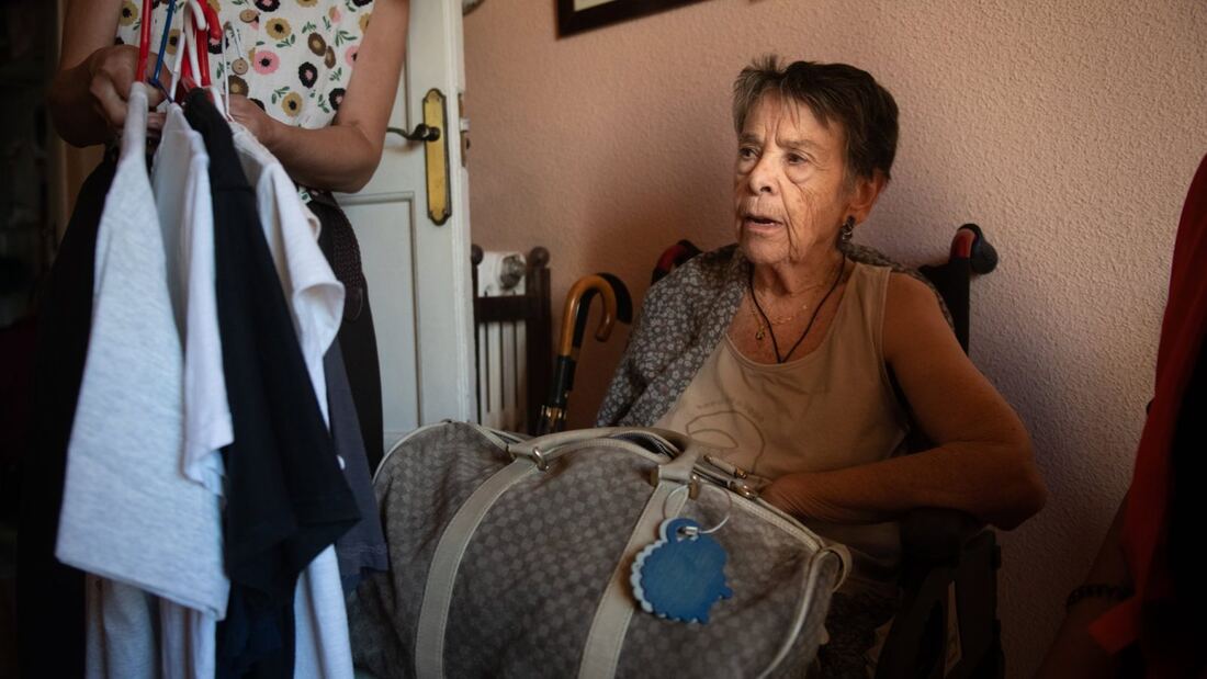 Desahucian a Maricarmen de la vivienda en la que residía desde hace 70 años