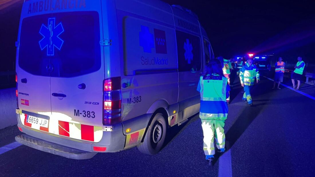 Dos menores de 16 años resultan heridos al ser arrollados por un Cercanías junto a la estación de La Navata en Galapagar