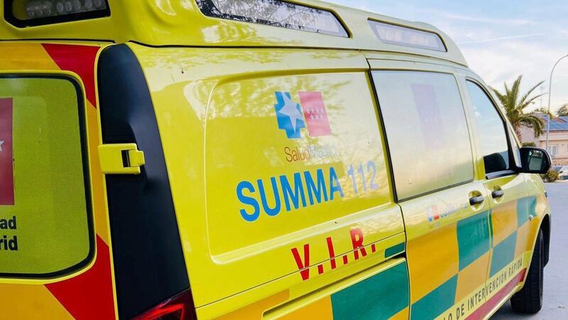 Dos mujeres resultan heridas al volcar en la A-3 en Perales
