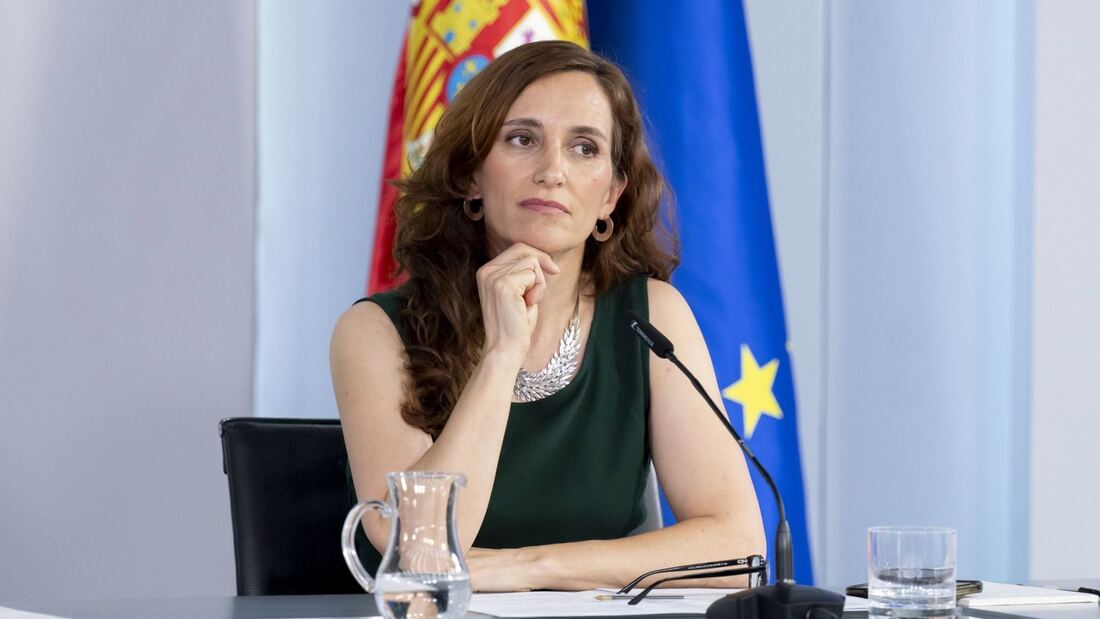 Sanidad lleva al Congreso su reforma para médicos y sanitarios