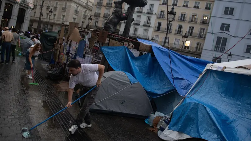 La protesta por la vivienda en Sol crece y llega a nuevas calles