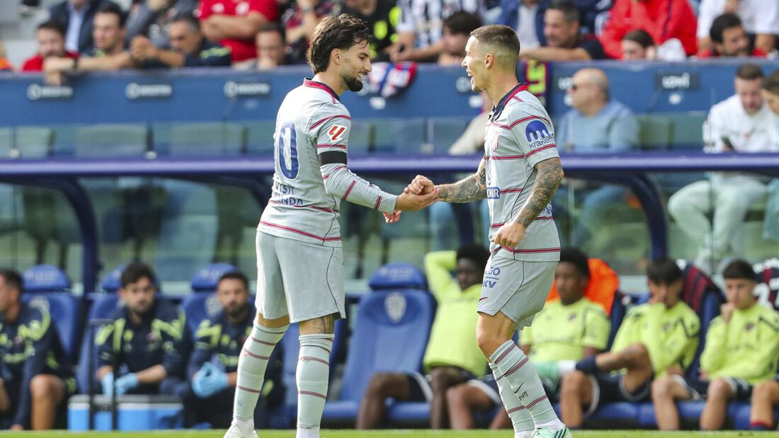 El Atlético tumba al Levante y suma siete victorias seguidas