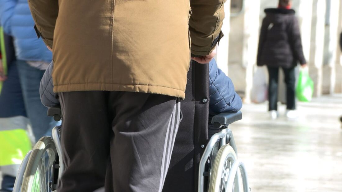 COCEMFE alerta de los prejuicios sobre la discapacidad en la IA